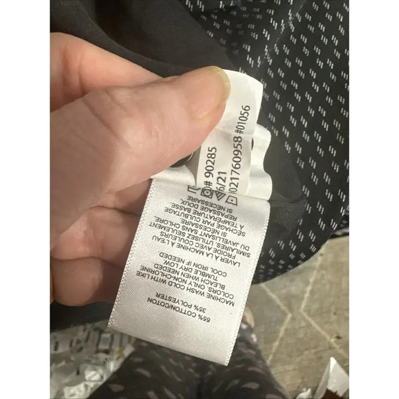 Express Button Up Men Sz M 15-15.5 Geometric Career Professional Business Casual - Picture 4 of 6